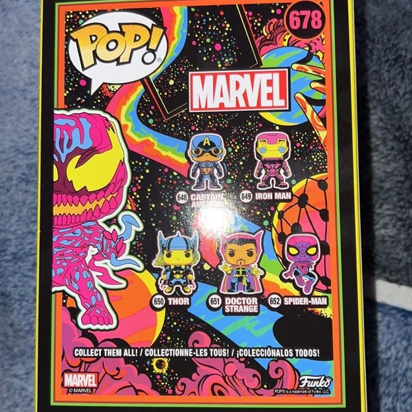Black light carnage! Funko pop! 678 - Picture 3 of 5